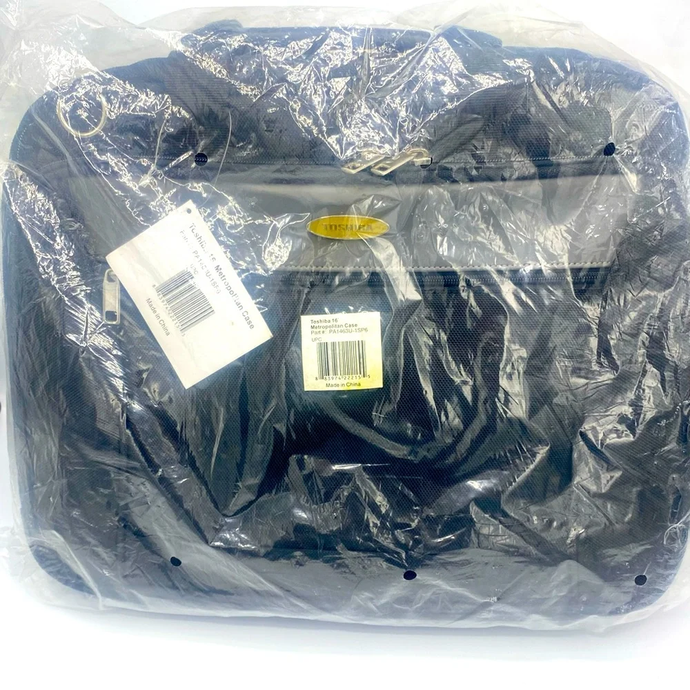 NEW✨ Toshiba PA1463U Carrying Case for 16